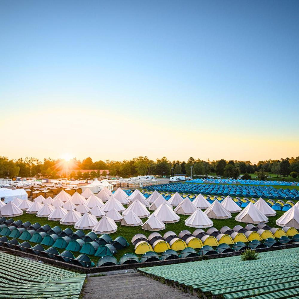 Oktoberfest Wiesn Camp Lodge Mnichov Exteriér fotografie