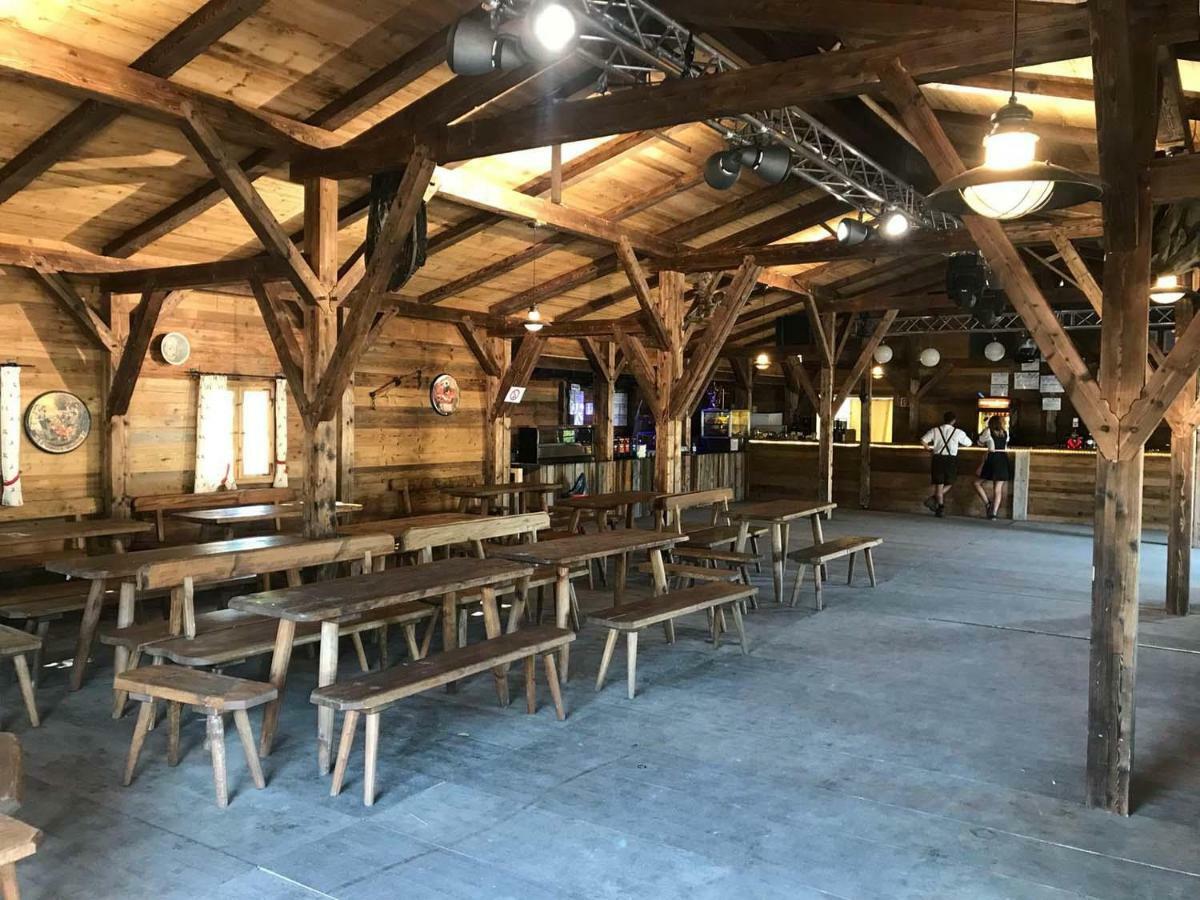 Oktoberfest Wiesn Camp Lodge Mnichov Exteriér fotografie